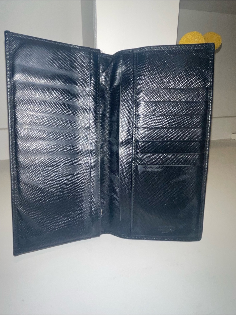 Prada black Saffiano leather long bifold wallet with a zip coin pocket - Picture 5 of 11